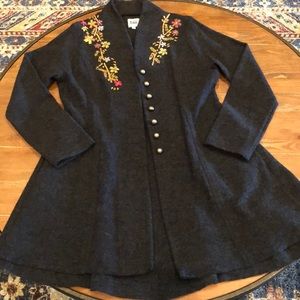 Grey LUII women’s wool coat light weight